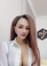 二刷新疆美女肤白皙的风骚大长腿