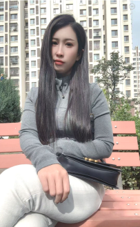 版主推荐个人小姐姐很风骚，很主动